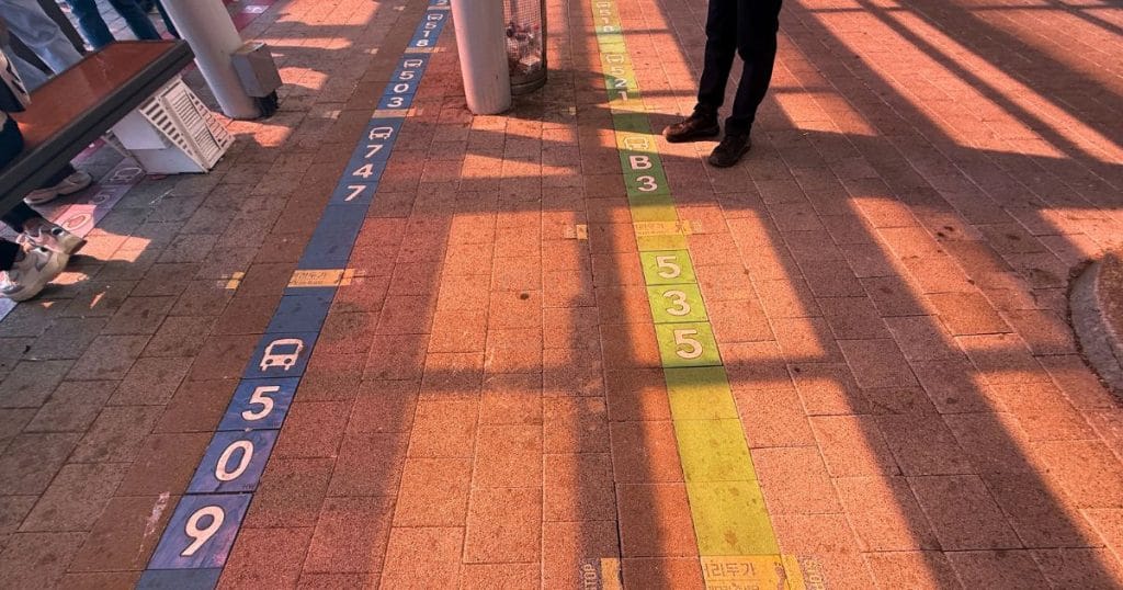 韓国・清州、五松（オソン 오송）駅の1階バスの乗り場案内