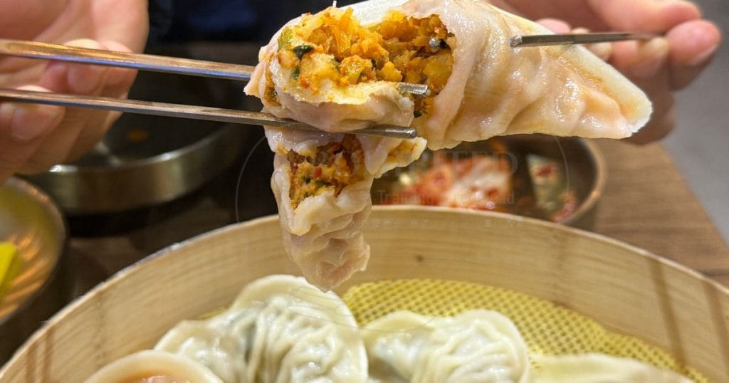 韓国清州、ユッコリ総合市場の食堂「육거리소문난만두:ユッコリソムンナンマンドゥ」のメニュー写真