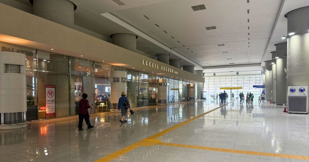 韓国・清州、五松（オソン 오송）駅の2階フードコート