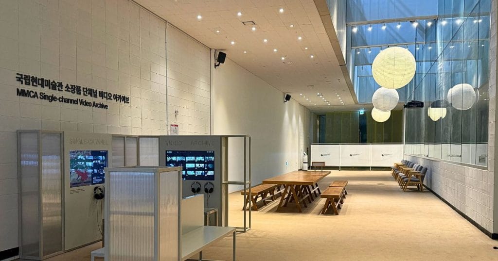 韓国・清州の美術館、国立現代美術館 清州の2階　
