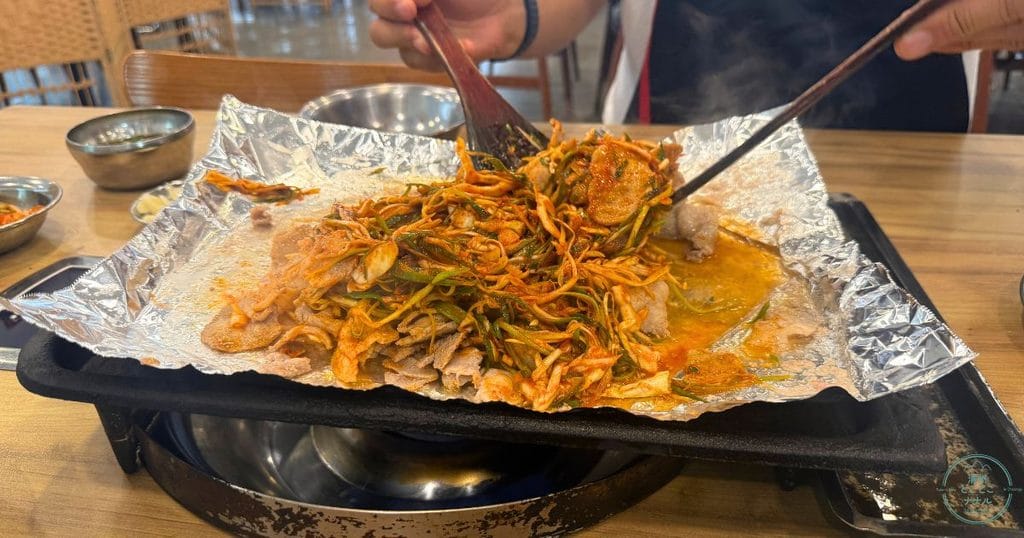 韓国・清州の食堂、봉용불고기(ボンヨンプルコギ)のメニューネギ豚プルコギ